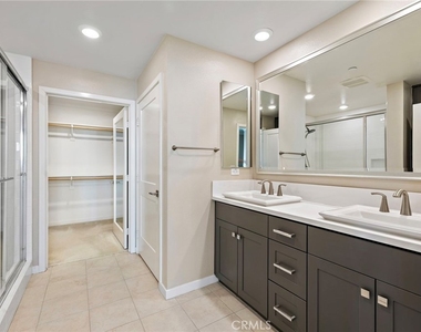 111 Bowery - Photo Thumbnail 11