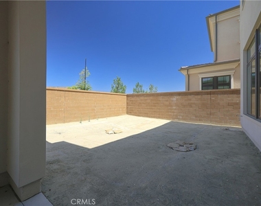 446 Ridgecrest - Photo Thumbnail 33
