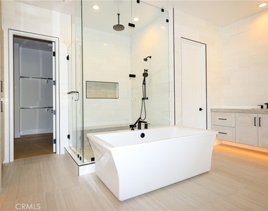 446 Ridgecrest - Photo Thumbnail 15