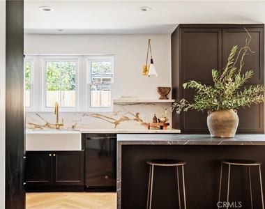 11110 Landale Street - Photo Thumbnail 10