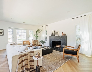 11110 Landale Street - Photo Thumbnail 18