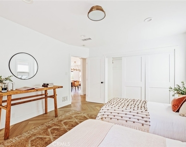 11110 Landale Street - Photo Thumbnail 31