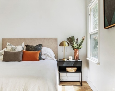 11110 Landale Street - Photo Thumbnail 29