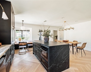 11110 Landale Street - Photo Thumbnail 3