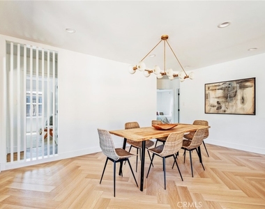 11110 Landale Street - Photo Thumbnail 17