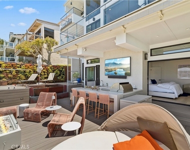 750 Alta Vista - Photo Thumbnail 23