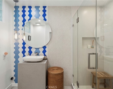 750 Alta Vista - Photo Thumbnail 16