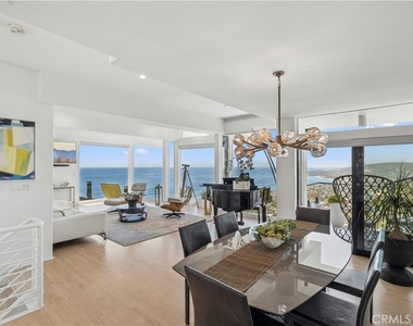 750 Alta Vista - Photo Thumbnail 5
