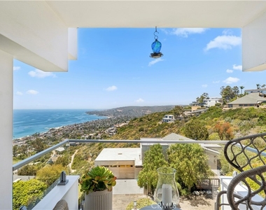 750 Alta Vista - Photo Thumbnail 8