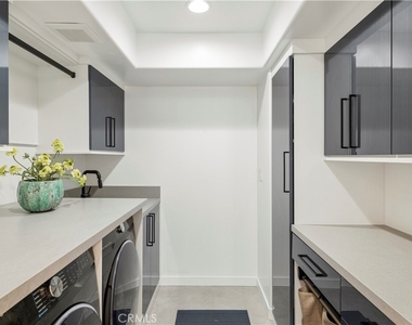 750 Alta Vista - Photo Thumbnail 28