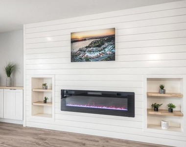 4705 Marina - Photo Thumbnail 25