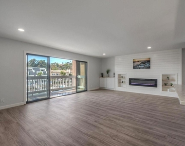 4705 Marina - Photo Thumbnail 21