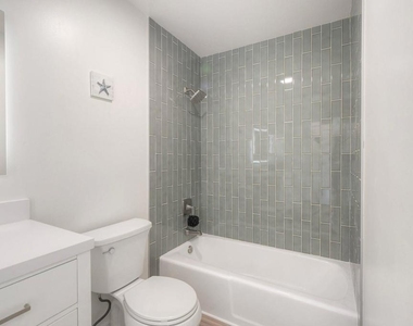 4705 Marina - Photo Thumbnail 8