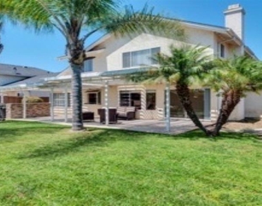 338 Holiday Way - Photo Thumbnail 3