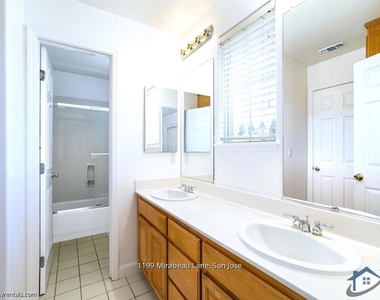 1199 Mirabeau Lane - Photo Thumbnail 16
