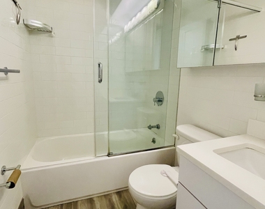  East 56th Street - Photo Thumbnail 14