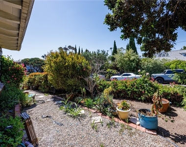 280 Cypress - Photo Thumbnail 13