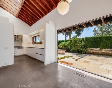 1625 Catalina - Photo Thumbnail 3