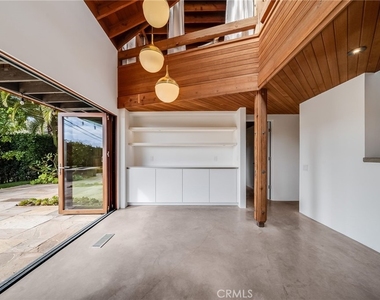 1625 Catalina - Photo Thumbnail 6