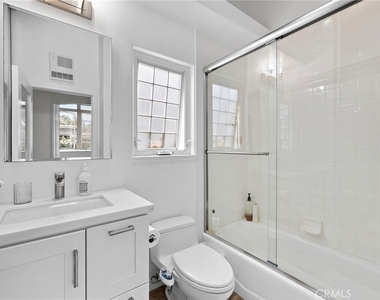 2609 Victoria Drive - Photo Thumbnail 13