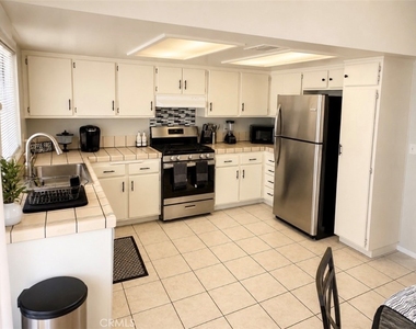 1315 E Ave J5 - Photo Thumbnail 4