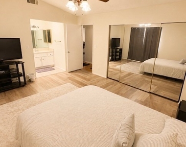 1315 E Ave J5 - Photo Thumbnail 11