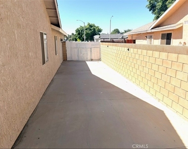 1315 E Ave J5 - Photo Thumbnail 18