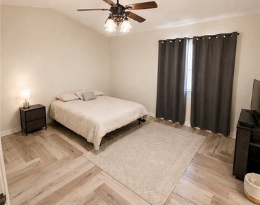 1315 E Ave J5 - Photo Thumbnail 10