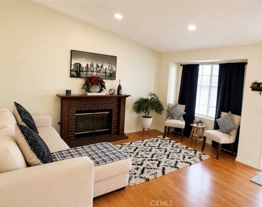 1315 E Ave J5 - Photo Thumbnail 2