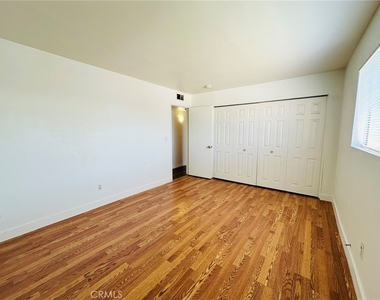10916 Rincon Street - Photo Thumbnail 13