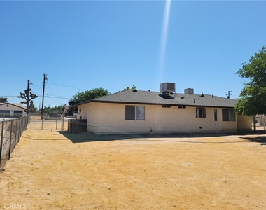 18114 Pitache Street - Photo Thumbnail 22