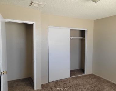 18114 Pitache Street - Photo Thumbnail 9