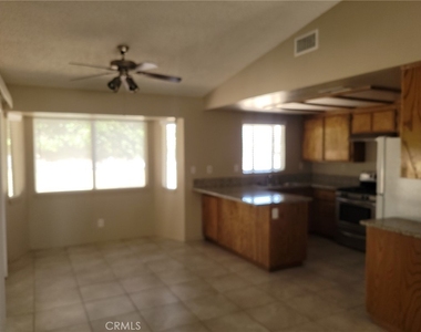 18114 Pitache Street - Photo Thumbnail 4