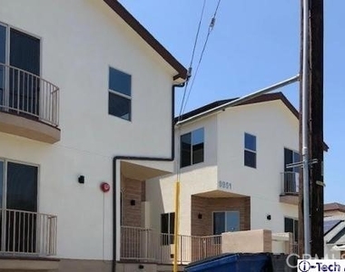 9951 Marcus Avenue - Photo Thumbnail 1