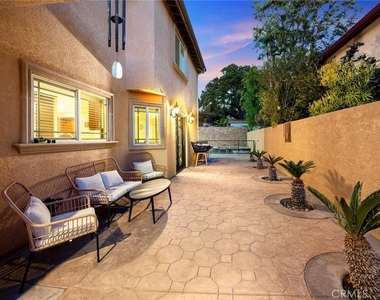 10610 Oak Tree Way - Photo Thumbnail 42
