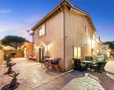 10610 Oak Tree Way - Photo Thumbnail 41