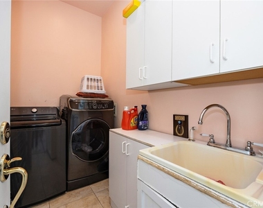 10610 Oak Tree Way - Photo Thumbnail 32