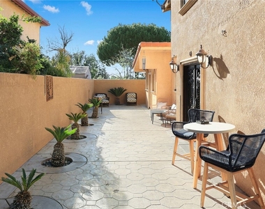 10610 Oak Tree Way - Photo Thumbnail 30