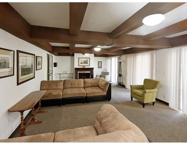365 Burchett Street - Photo Thumbnail 15