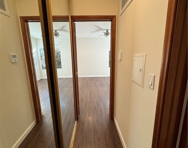 365 Burchett Street - Photo Thumbnail 6