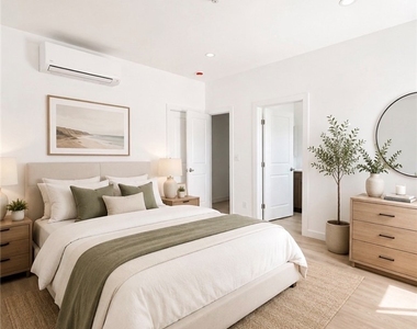 14623 Cullen St - Photo Thumbnail 2