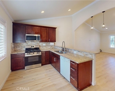 10664 Harmony Drive - Photo Thumbnail 4