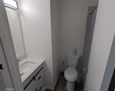 1460 Kendall - Photo Thumbnail 14