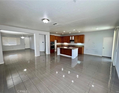 14962 Mt Palomar - Photo Thumbnail 2