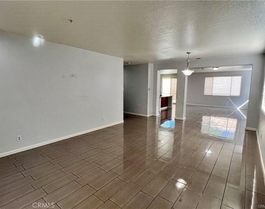 14962 Mt Palomar - Photo Thumbnail 5
