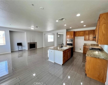 14962 Mt Palomar - Photo Thumbnail 3