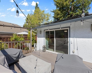 301 Domingo Ct - Photo Thumbnail 29