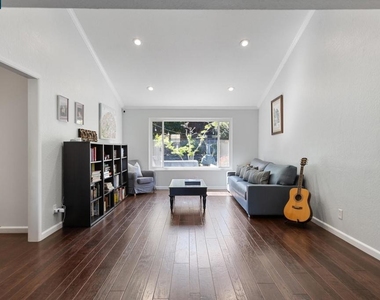 301 Domingo Ct - Photo Thumbnail 9
