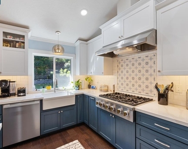 301 Domingo Ct - Photo Thumbnail 14