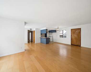 11924 Mayfield Avenue - Photo Thumbnail 4